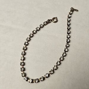 Womens Diamond Bracelet ☆☆ Lobster Clasp  ☆ Tarnished ☆ Vintage 2001